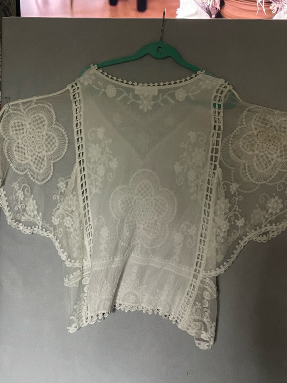 Kindred Delicate White Lace Overlay Blouse NWT Sz 3x #42